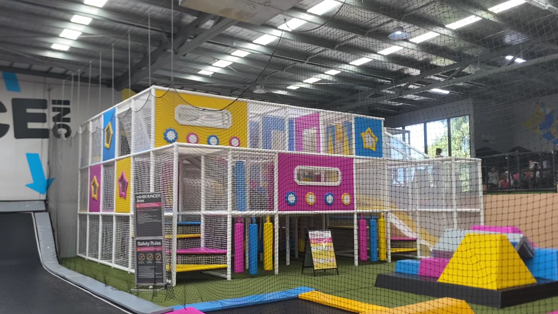 BOUNCE inc Blackburn photo 2