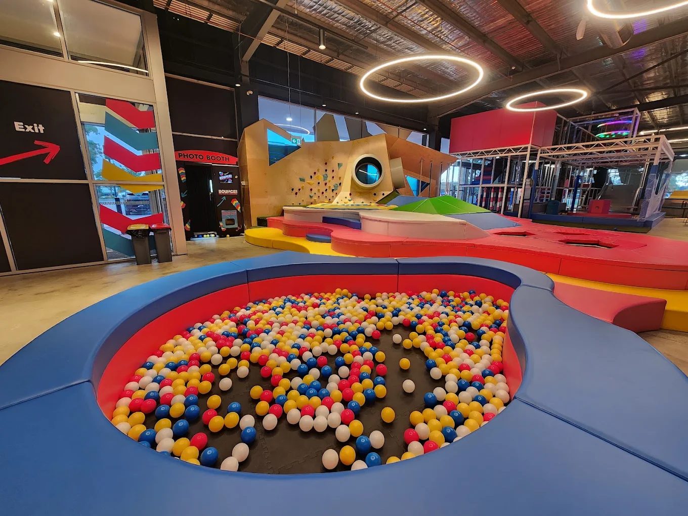 Photo of BOUNCE INC Fountain Gate in Victoria