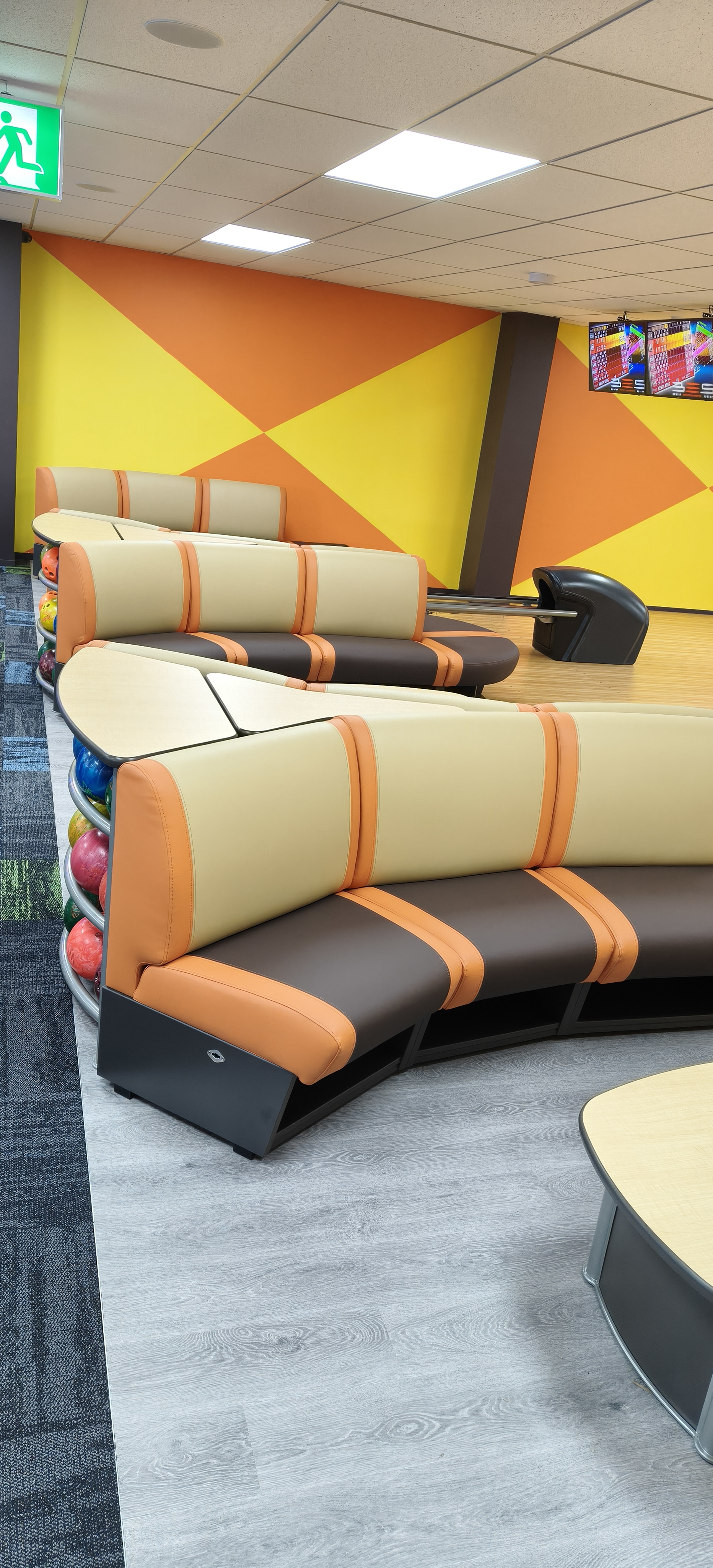 Bowlarama Tenpin Bowling Centre photo 3