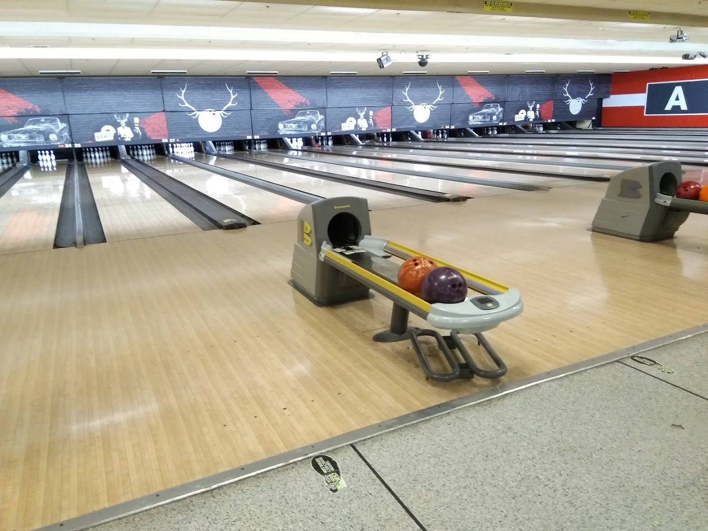 Bowlero Austell