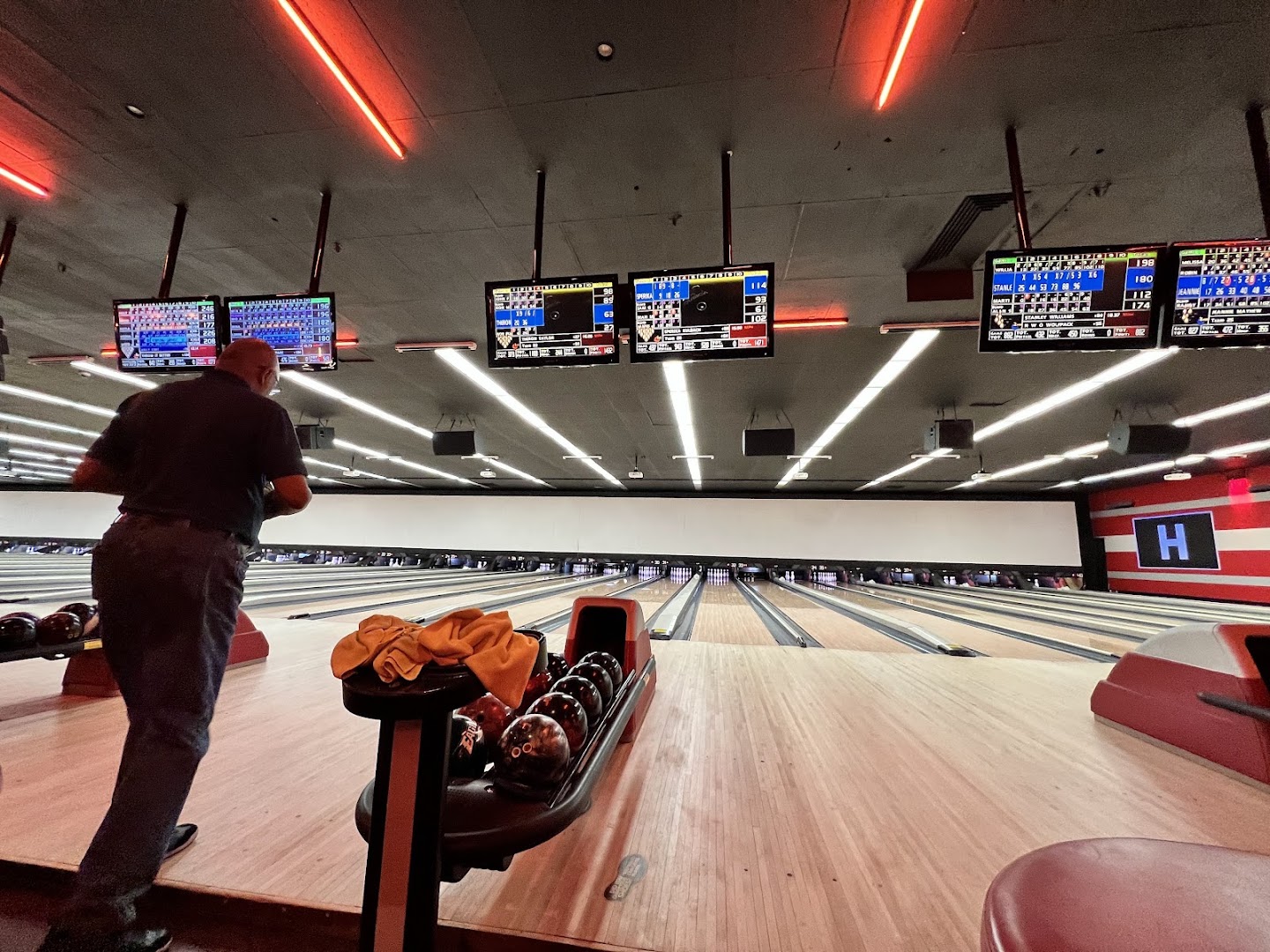 Bowlero Cherry Creek photo 2