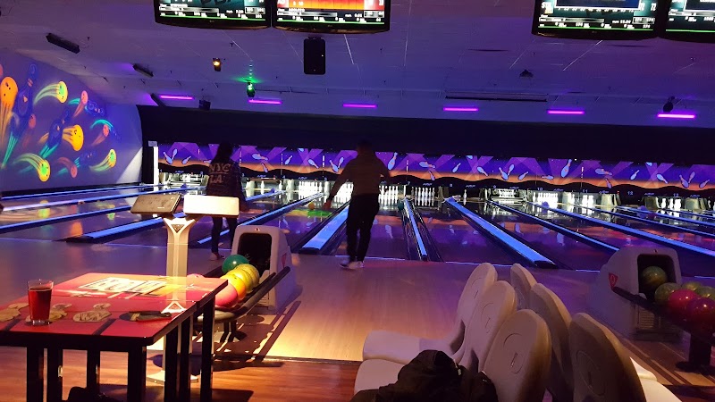 Bowlero East Meadow photo 2