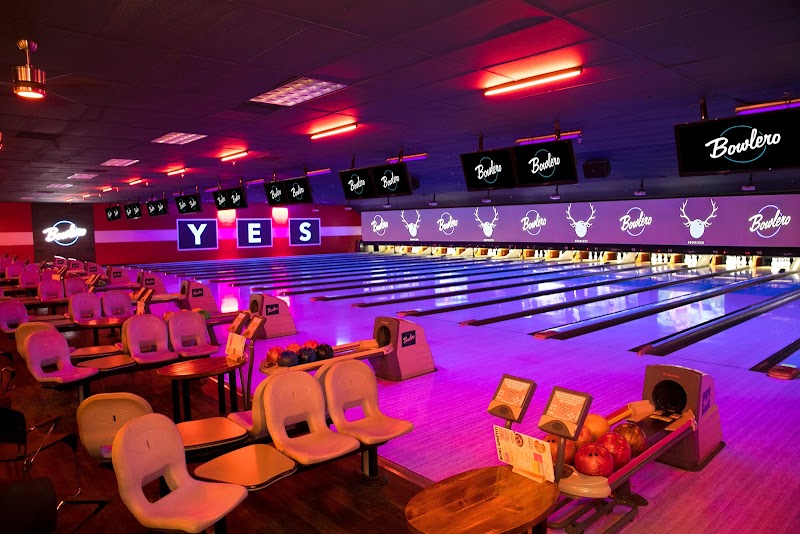 Bowlero Fair Lawn