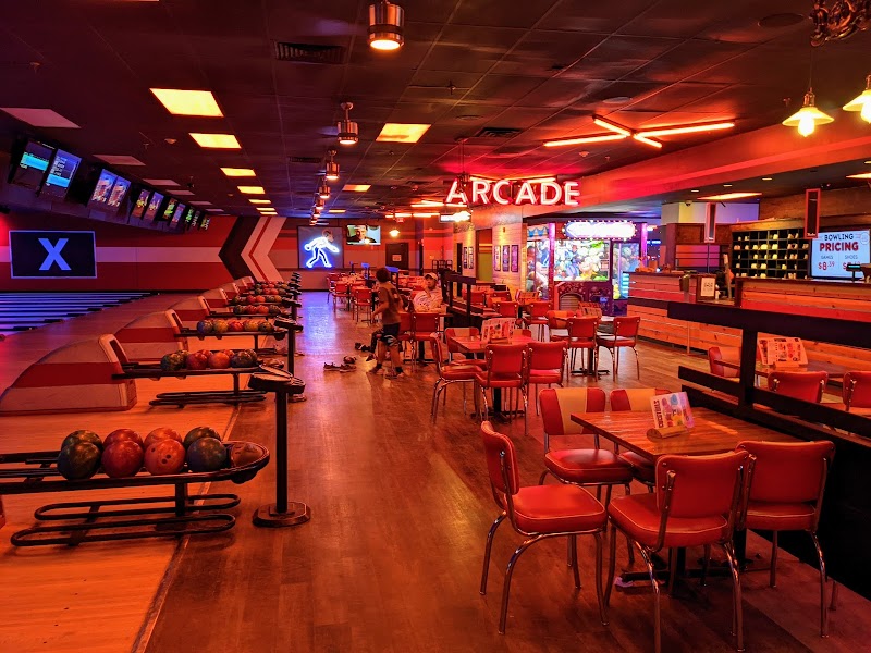 Bowlero Stafford photo 2