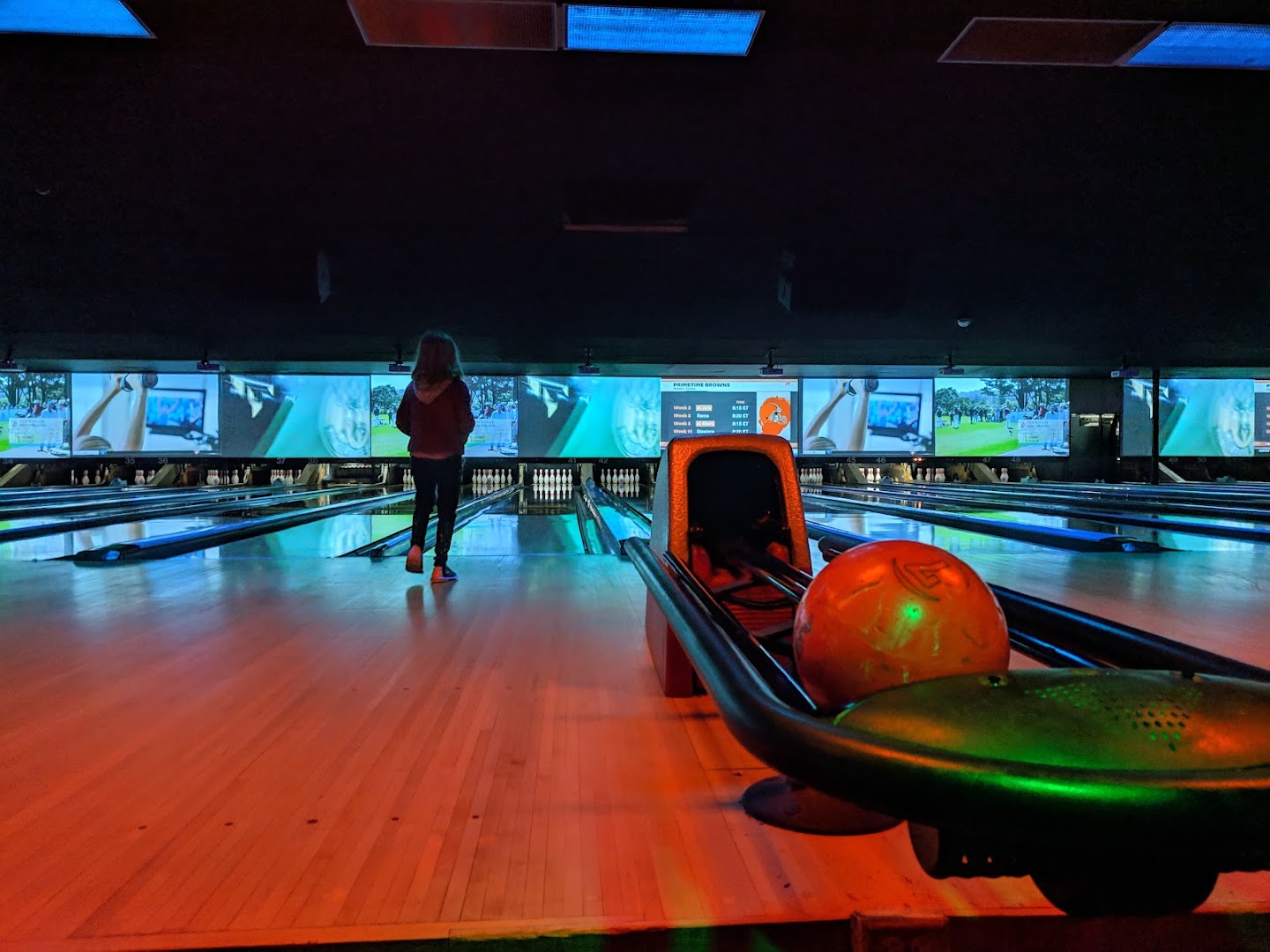 Bowlero Wauwatosa photo 2