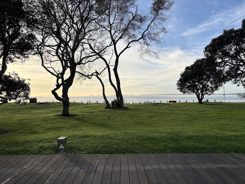 Browns Bay Beach Reserve photo 3
