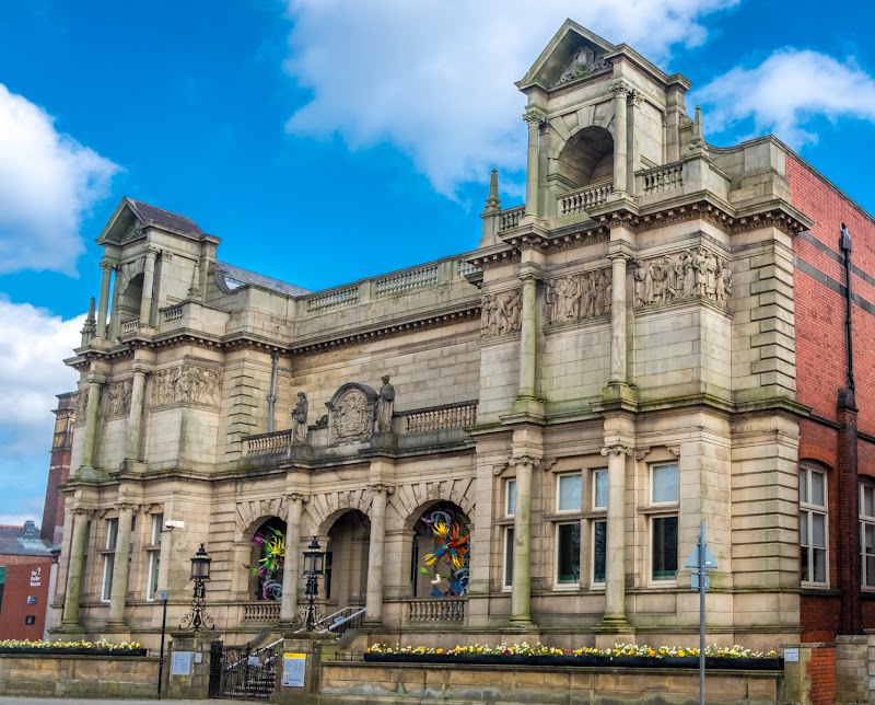 Bury Art Museum & Sculpture Centre photo 2