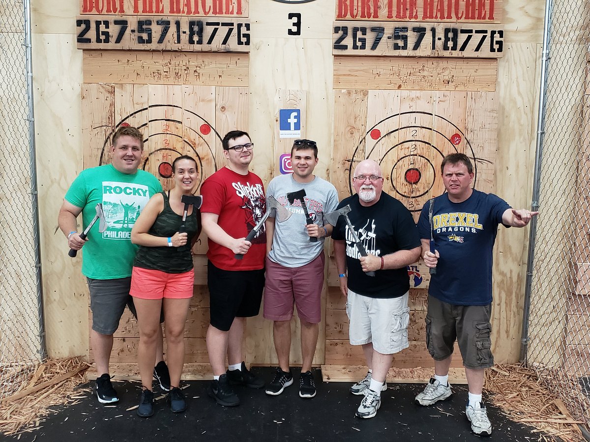 Bury The Hatchet Bensalem - Axe Throwing photo 3