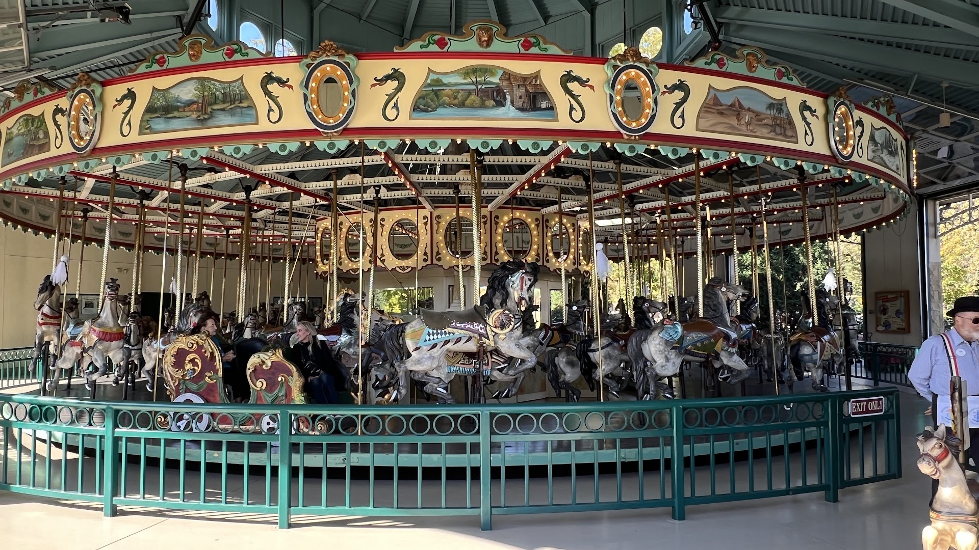 Cafesjian's Carousel photo 3