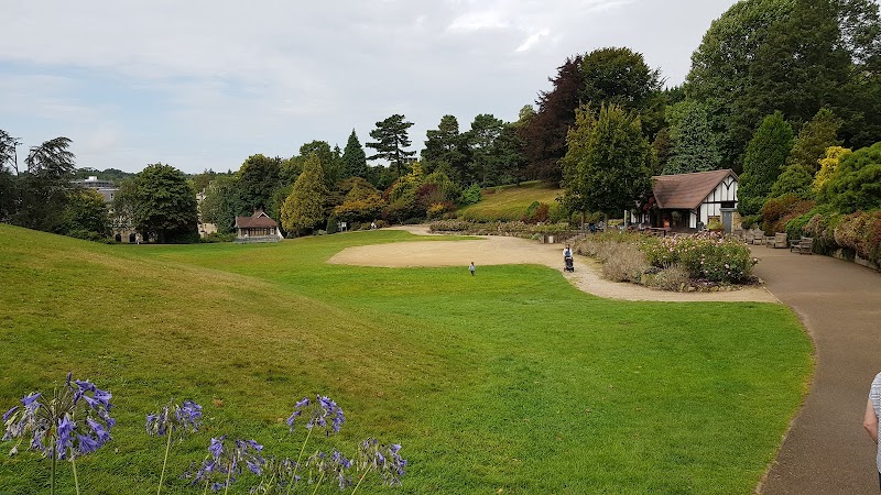 Calverley Grounds