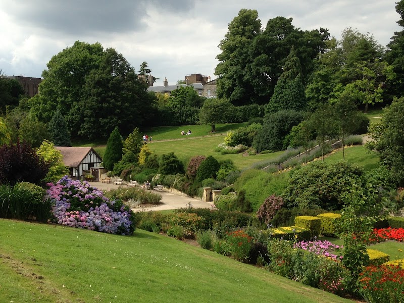 Calverley Grounds photo 3
