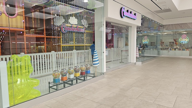 Candeeland - Burbank - Kids Birthday Parties and Daily Indoor Playground photo 2