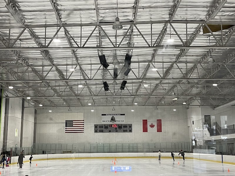 Center Ice Skating Arena photo 2