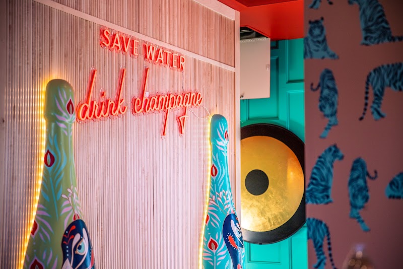 Châm Pang Lanes photo 2
