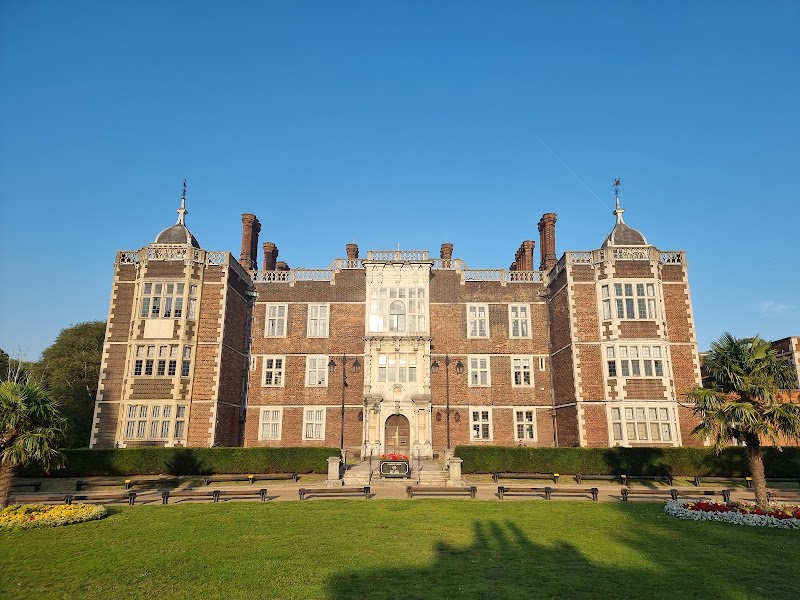 Charlton Park photo 2