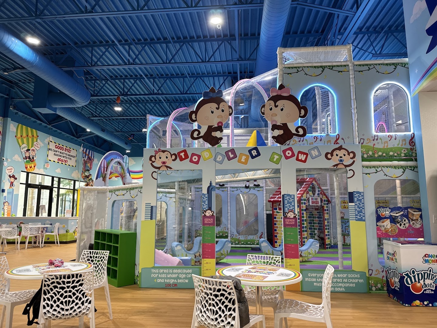 Cheeky Monkeys - Midtown Dallas