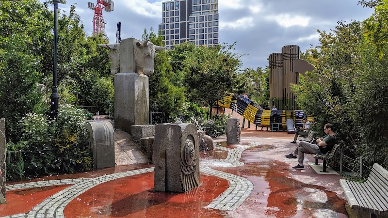 Chelsea Waterside Playground photo 2