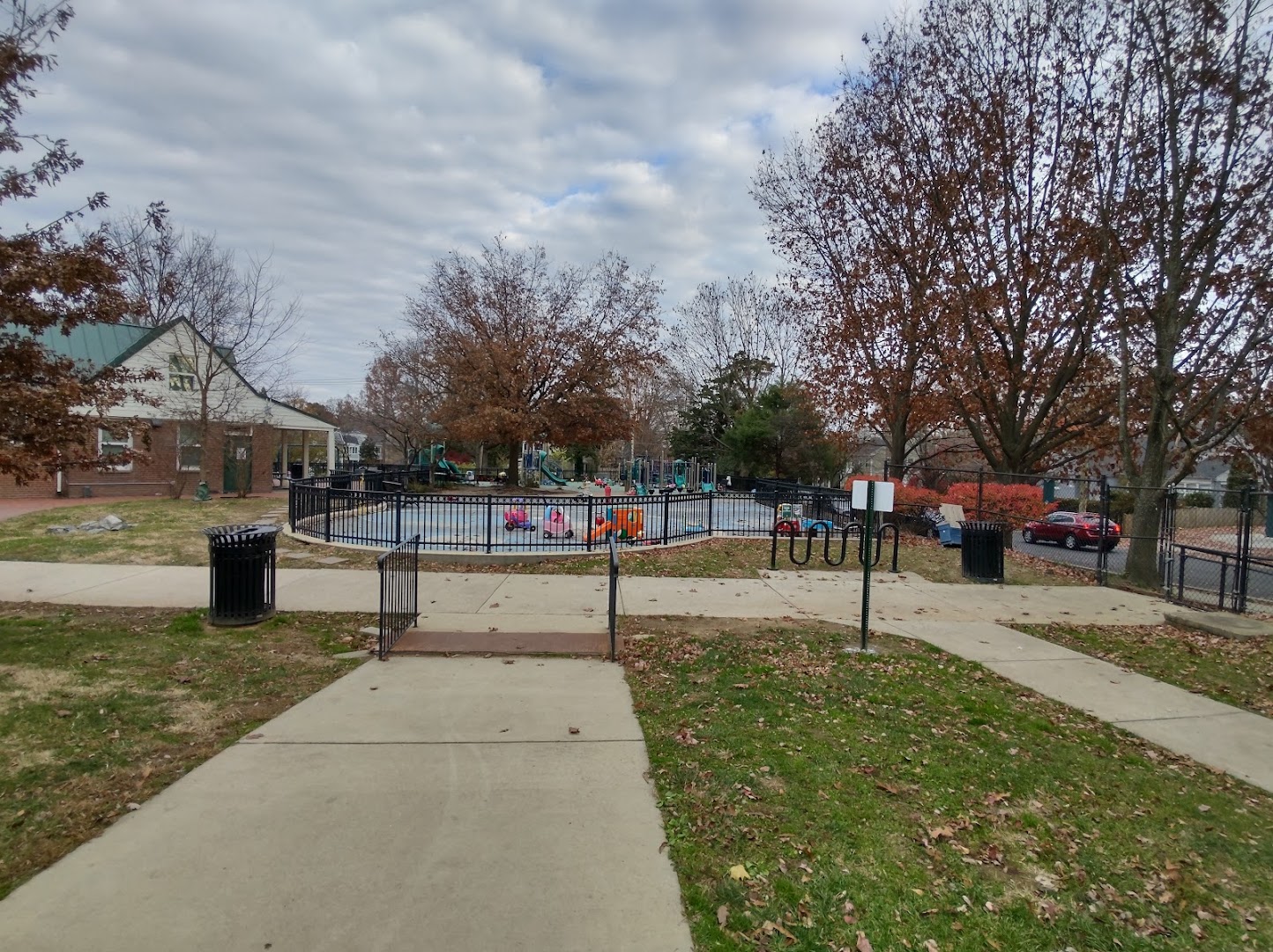 Chevy Chase Playground photo 2