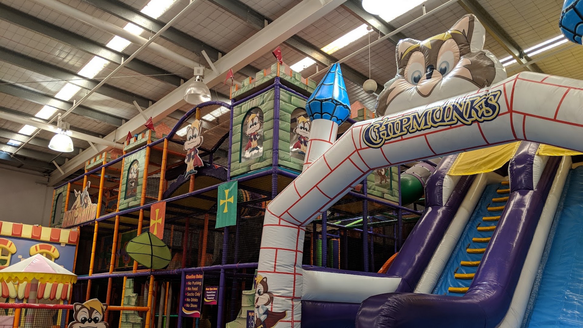 Chipmunks Playland & Café Everton Park
