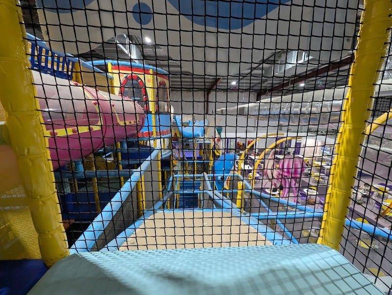 Chipmunks Playland & Café MacGregor photo 2