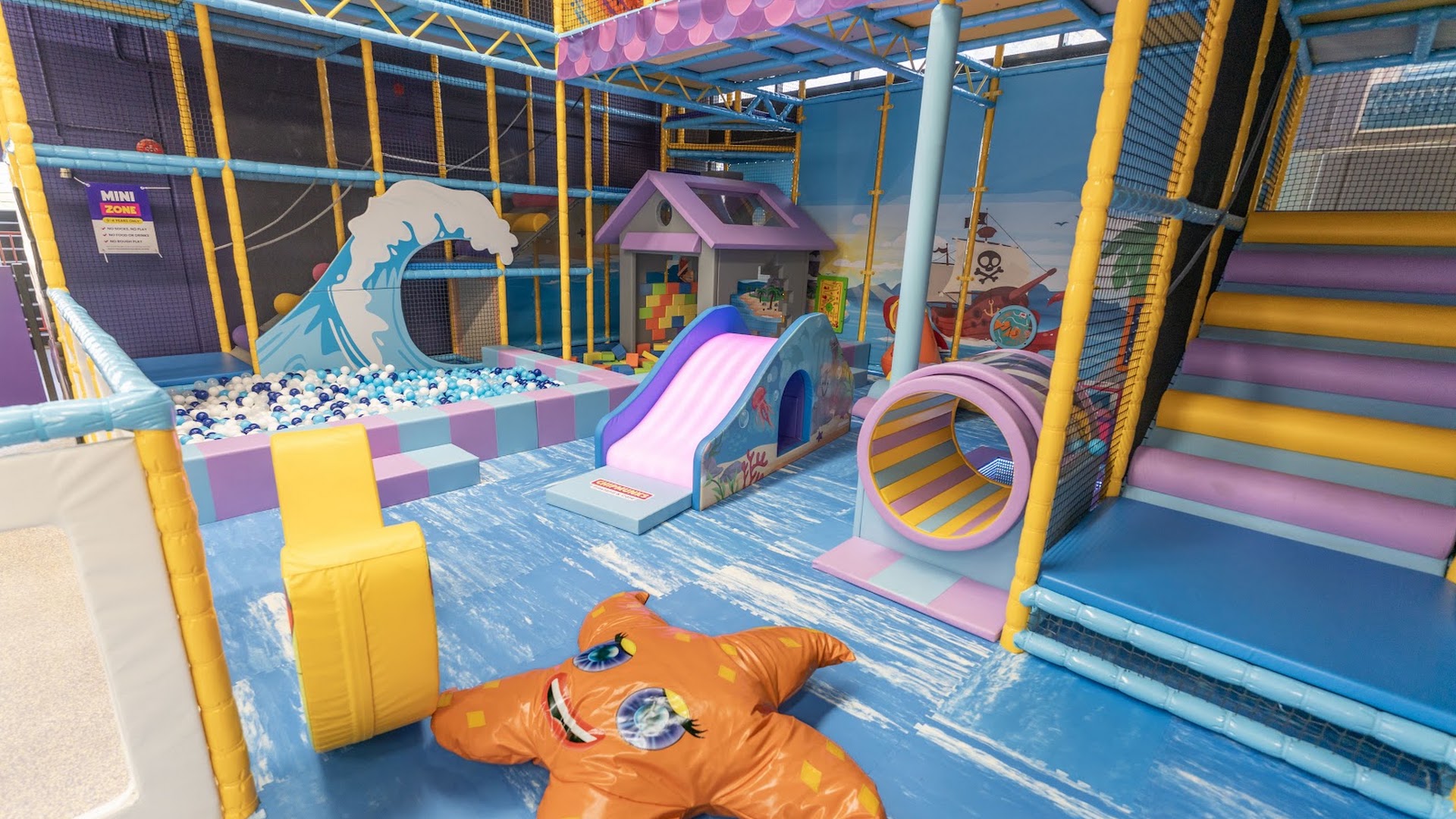 Chipmunks Playland & Café Wetherill Park