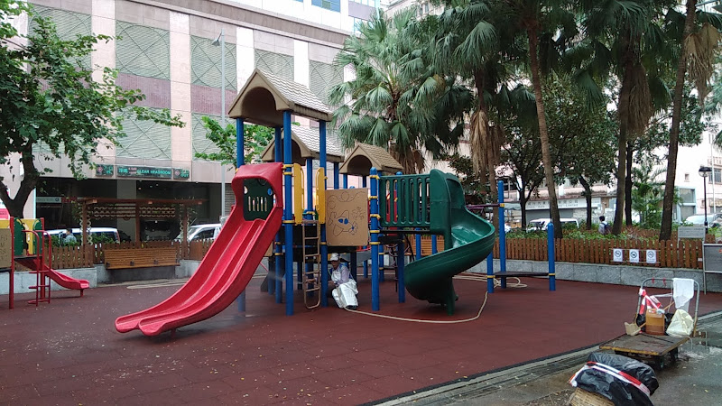Choi Hung Road Playground