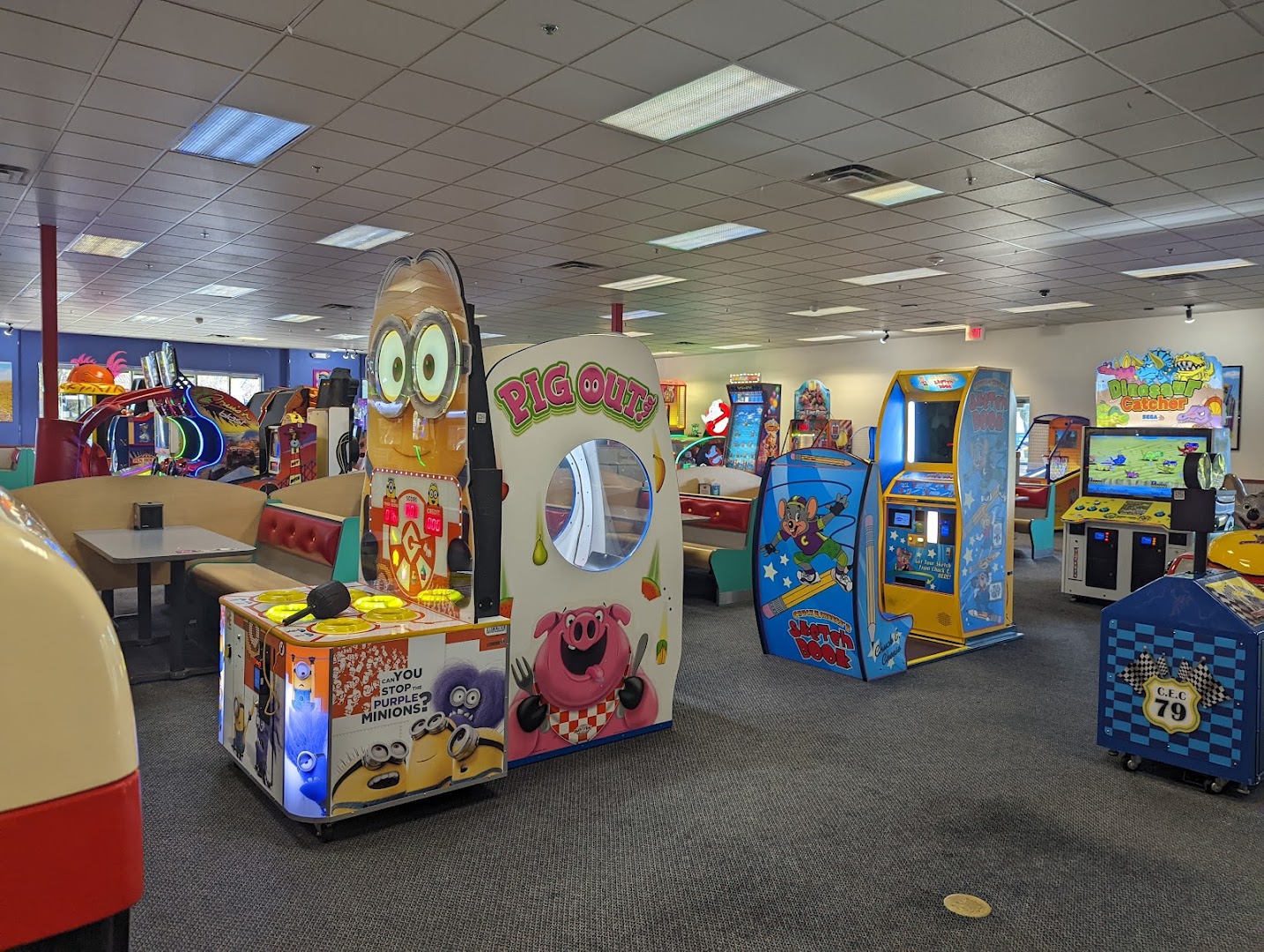 Chuck E. Cheese photo 2