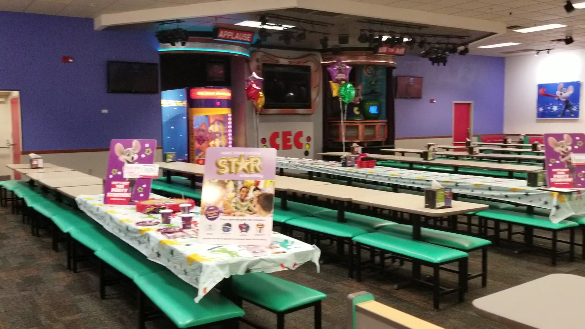 Chuck E. Cheese photo 2