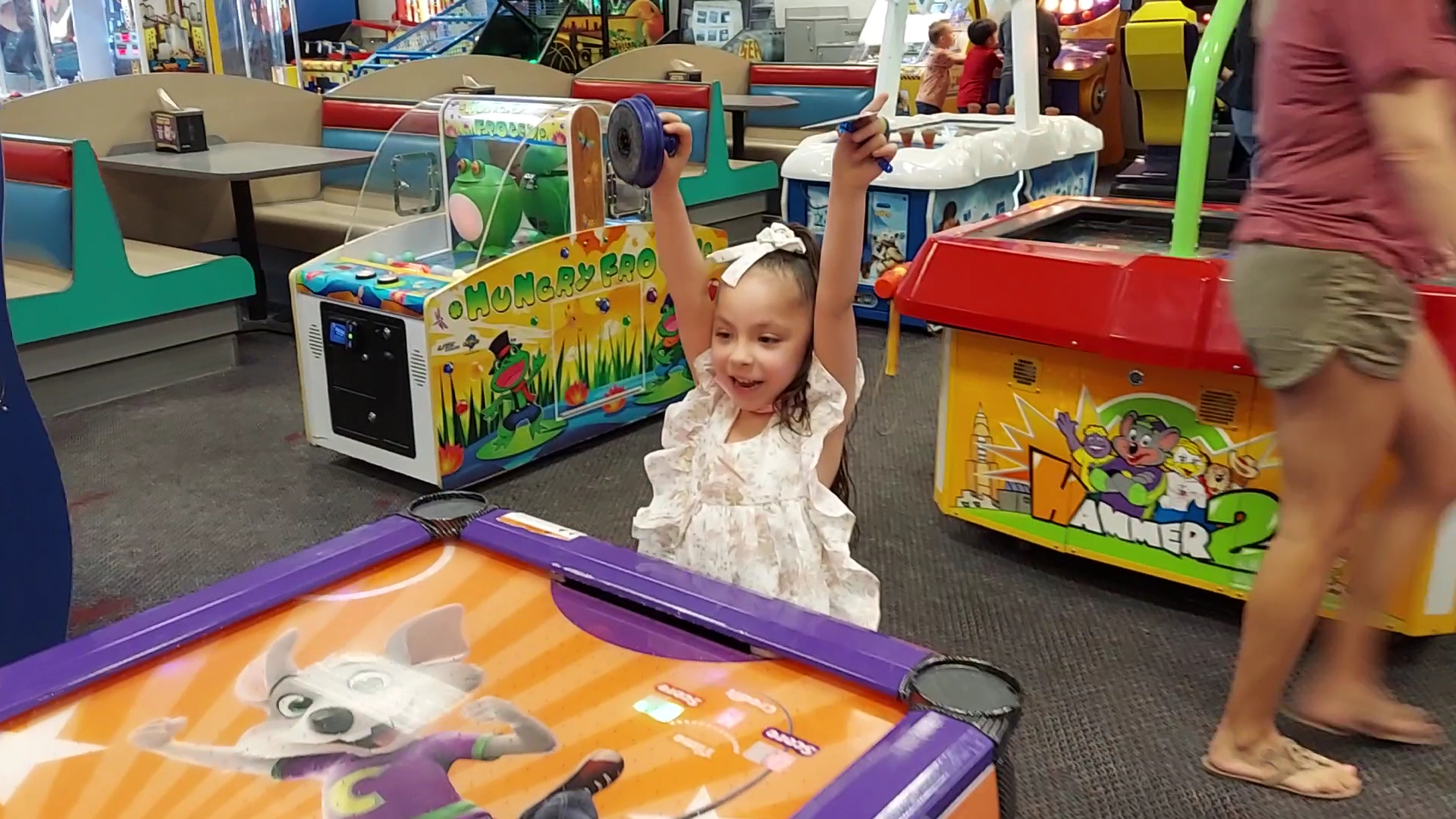Chuck E. Cheese photo 2