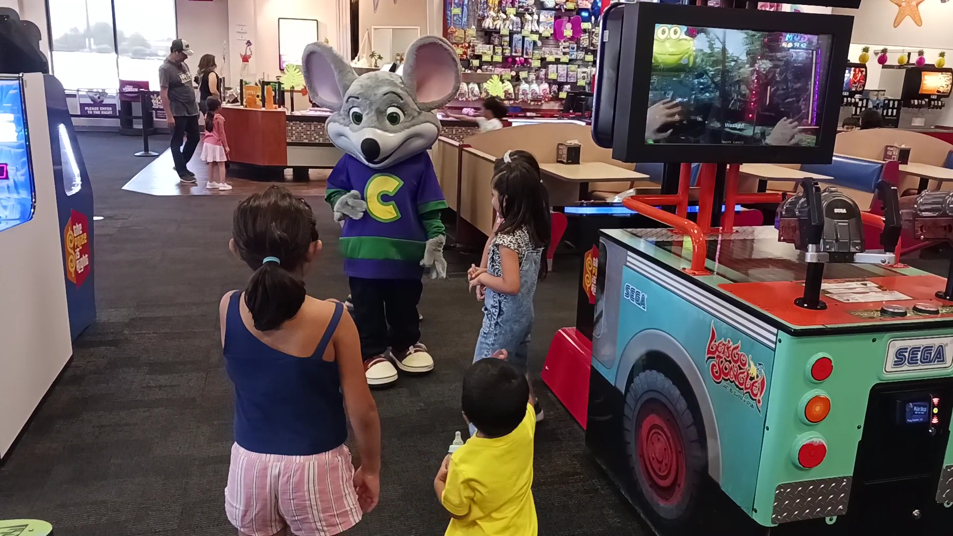 Chuck E. Cheese photo 2