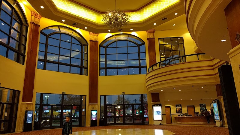Cinépolis Cinemas Pico Rivera photo 3