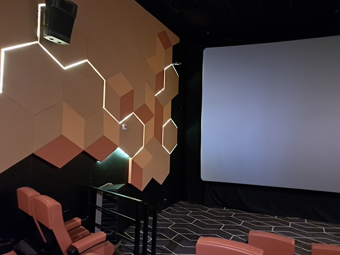 CineArt Maritime Square photo 4