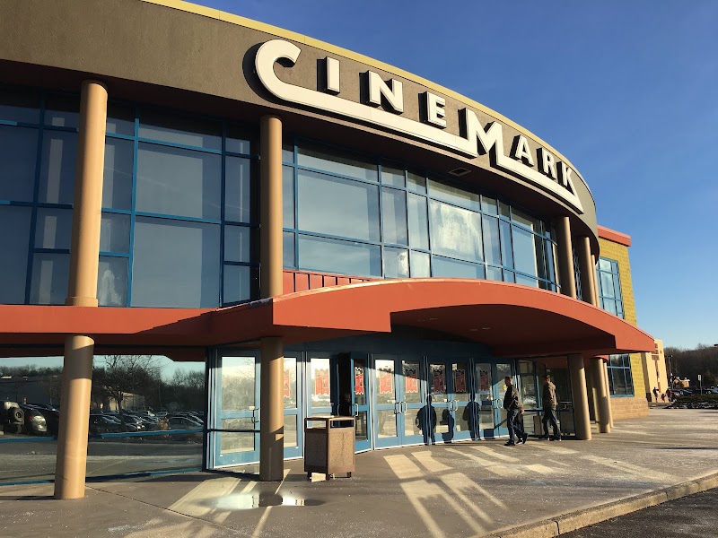 Cinemark Hazlet 12 photo 2