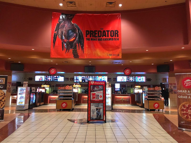 Cinemark Seven Bridges and IMAX photo 3