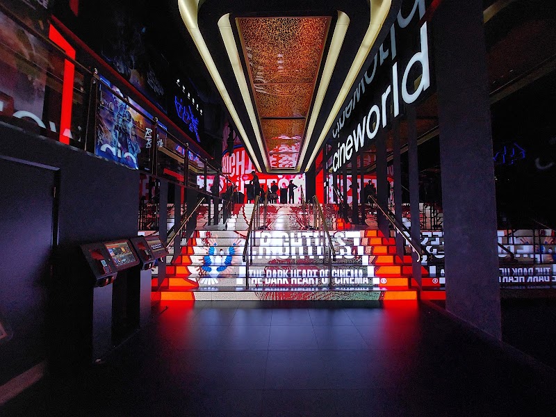 Cineworld London Leicester Square photo 2