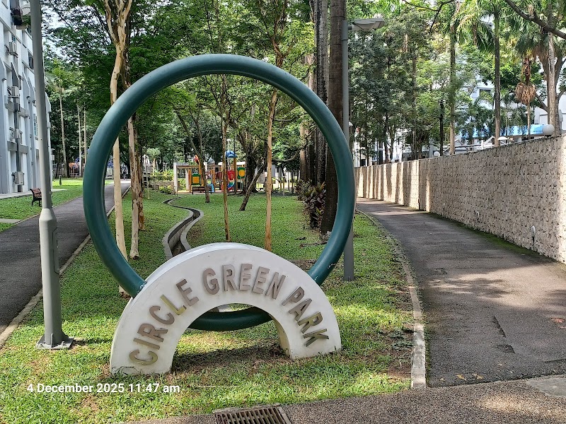 Circle Green Park photo 3