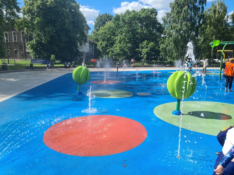 Clapham Common Children's Water Park photo 2