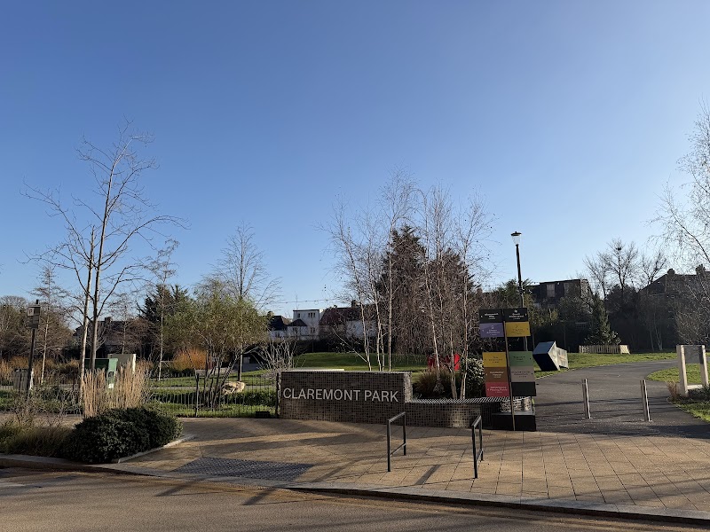 Claremont Park playground photo 3