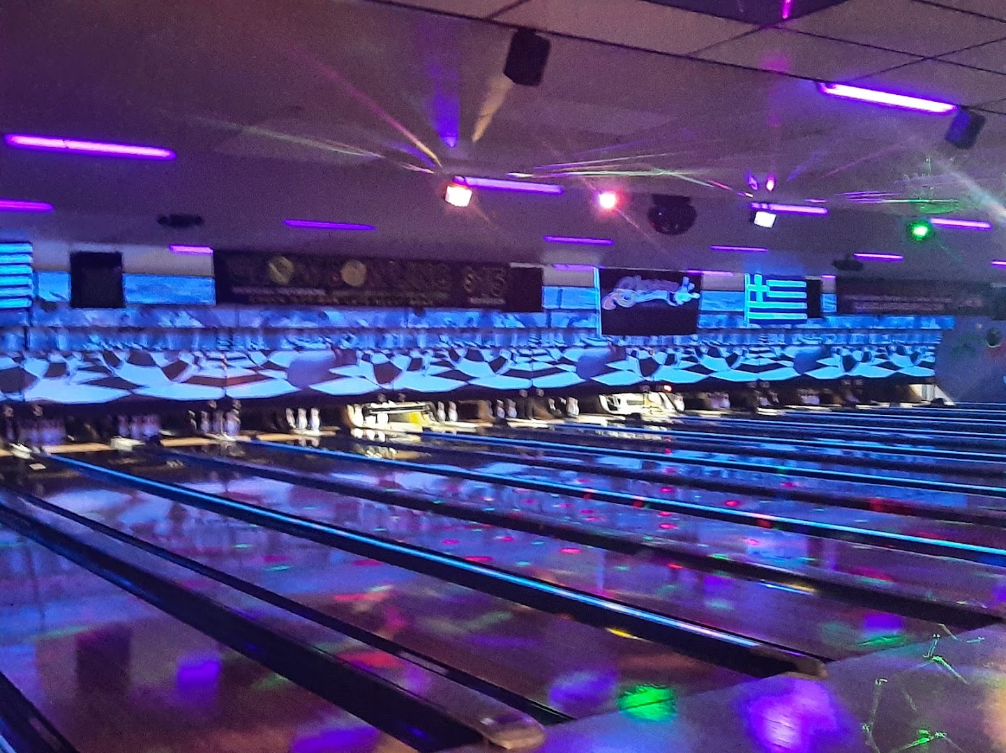 Classic Lanes Greenfield photo 3