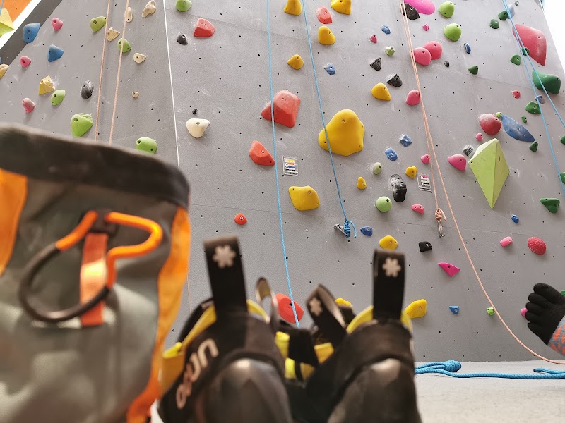 Climb Central Novena photo 2