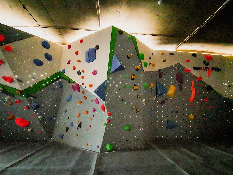 Climbing District | Tottenham Hale โ Stronghold Climbing