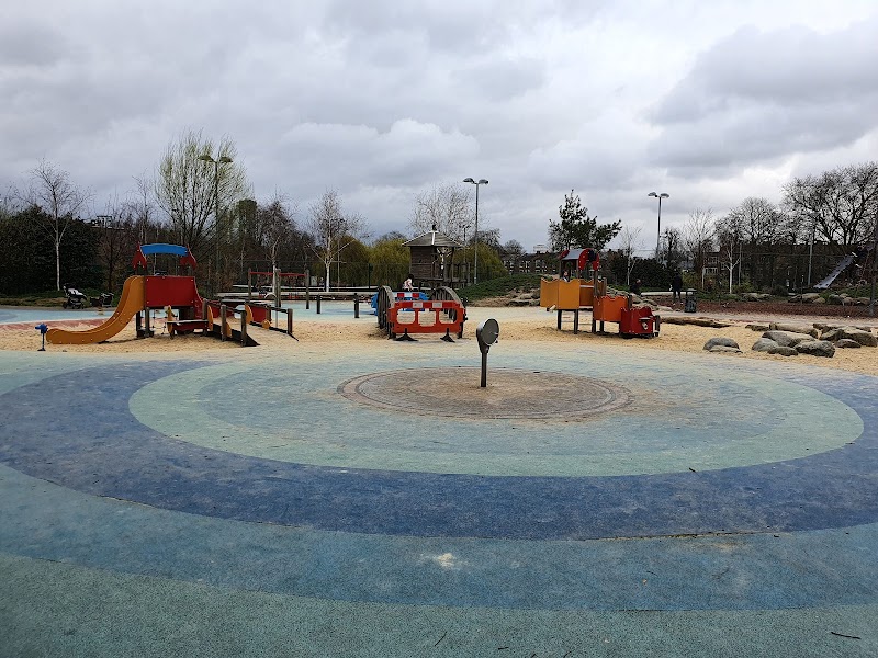 Clissold Park Playground photo 2