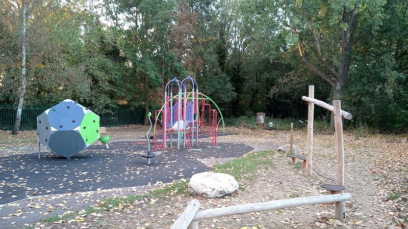 Cole End Park and nature reserve photo 2