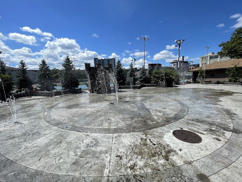 Columbus Park Spray Park