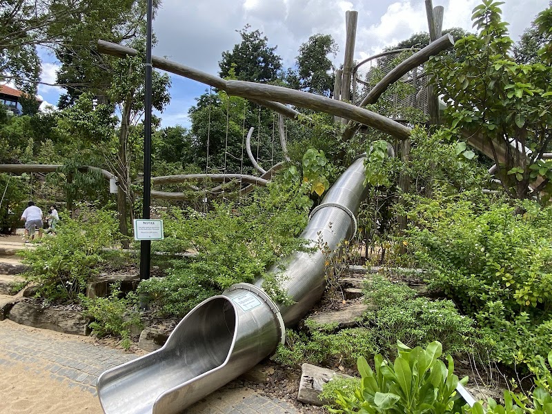 COMO Adventure Grove