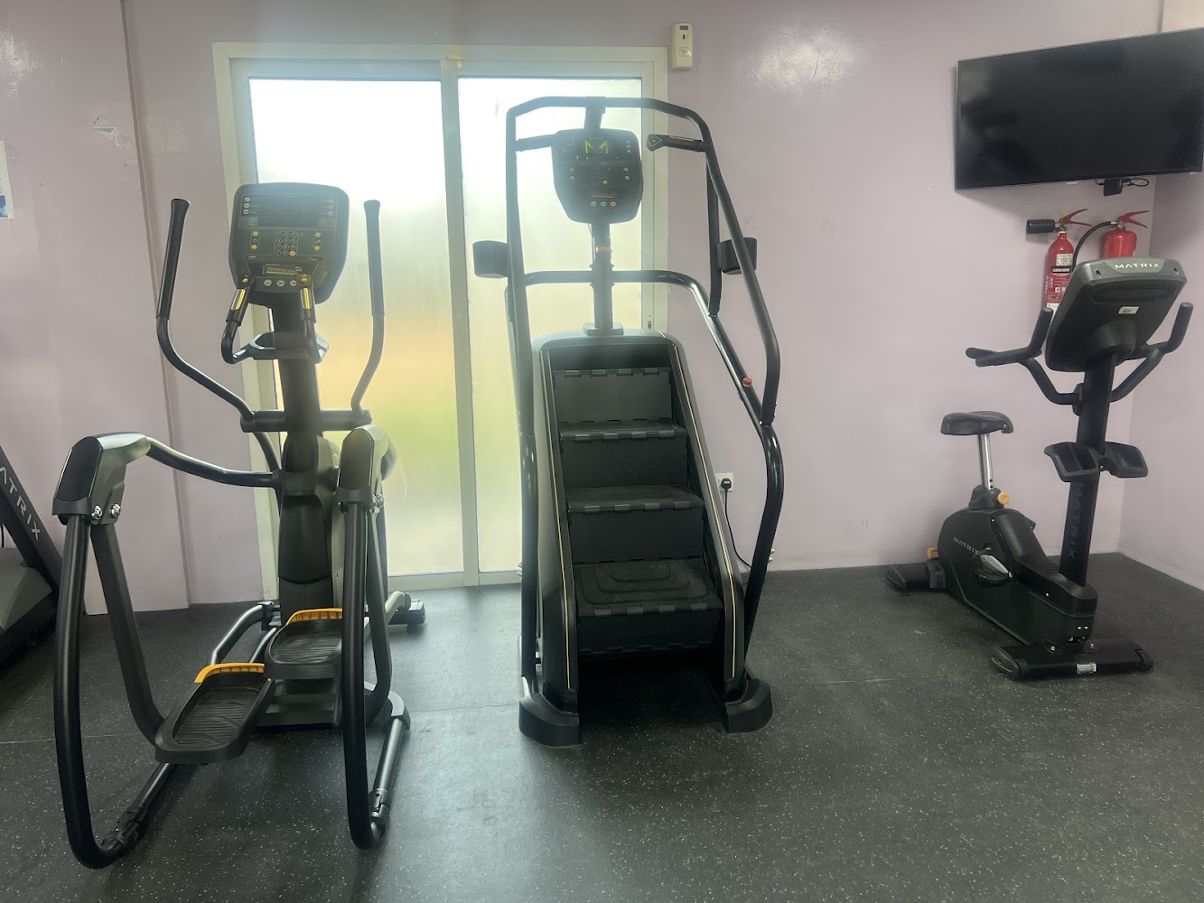 Contemporary Village Swimming Pool photo 2