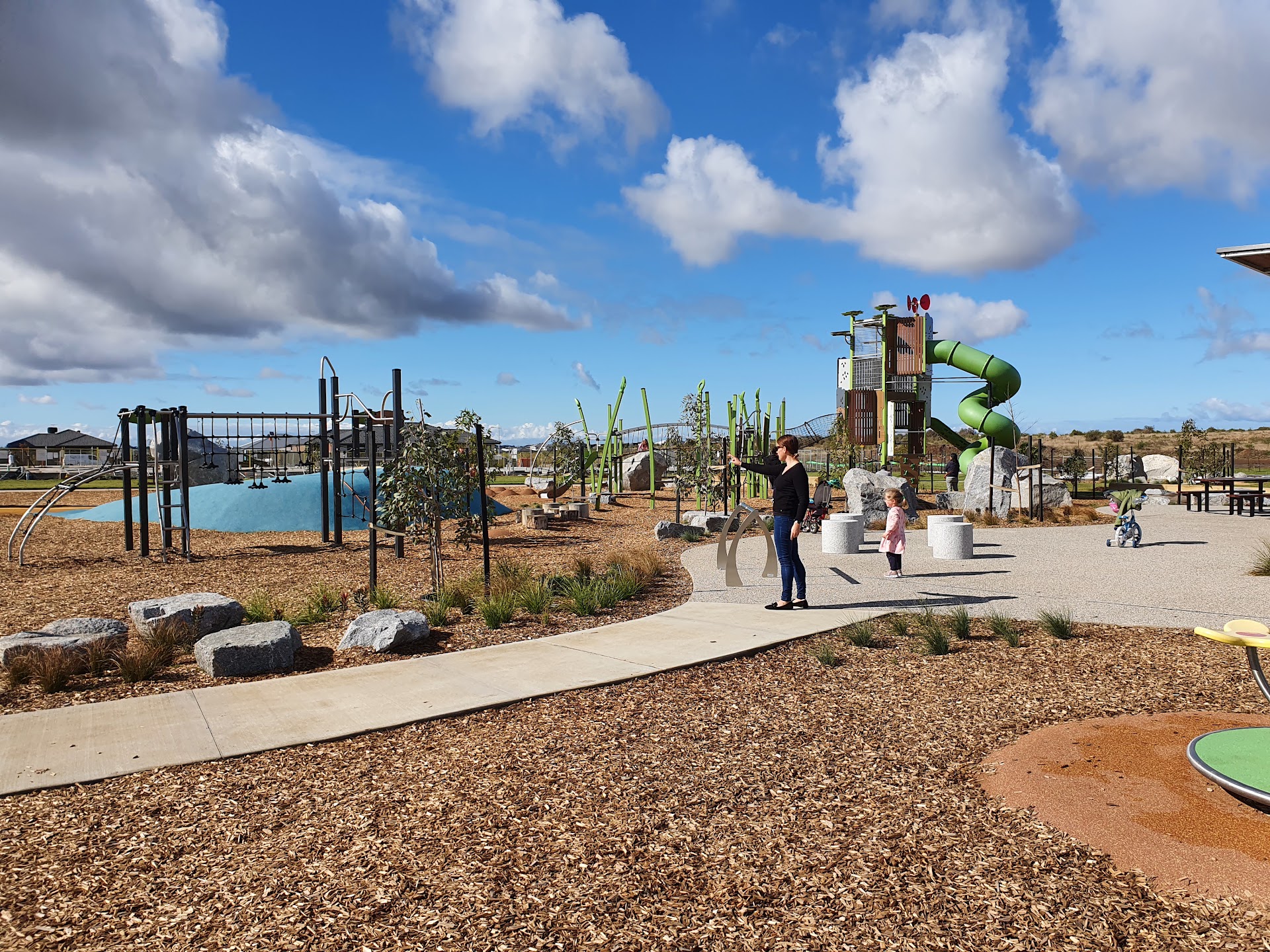 Cornerstone Raffles Walk Park - Peet photo 3
