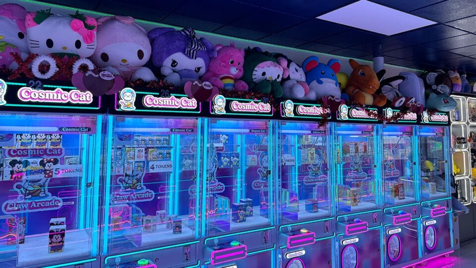 Cosmic Cat Claw Arcade