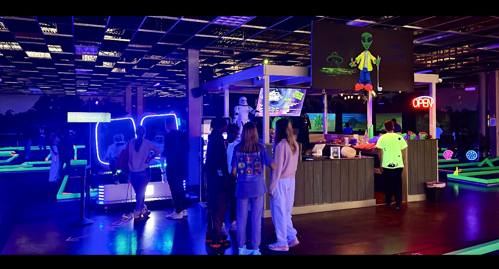 Cosmic Mini Golf & Play Sugarloaf