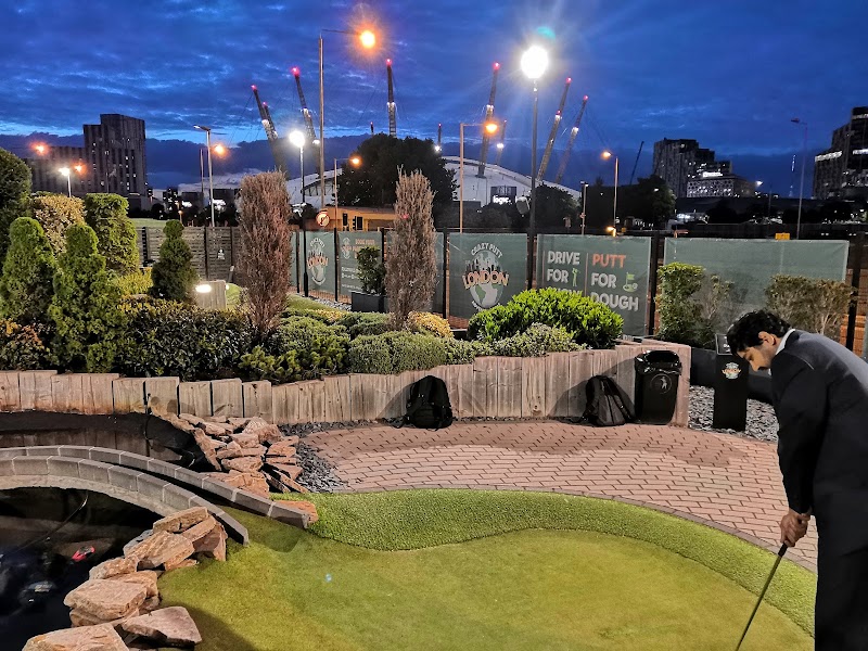 Crazy Putt London photo 2